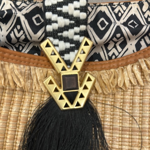 Stella & Dot Straw Tassel Riviera Tote Woven Aztec Accent Bag - Picture 7 of 8